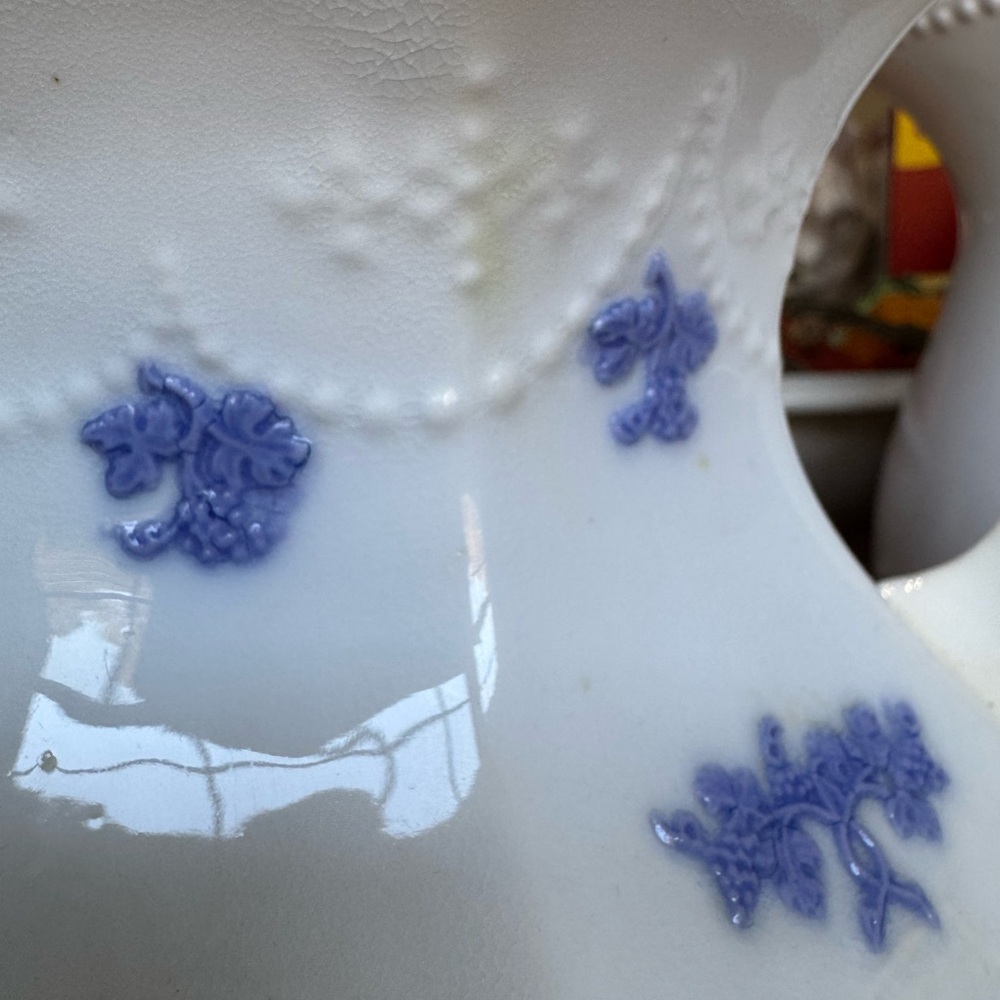 Elegant White and Blue Floral Teapot with lid & two teacups - Picture 7 of 16